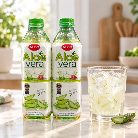 Bebida de aloe vera ALEO servida con hielo